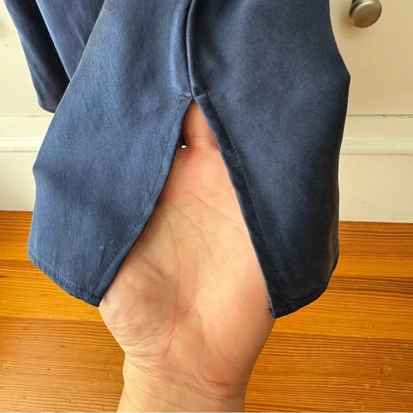 J.CREW The 2003 Washed Silk V-Neck Tank Bias Cut size 2 - Picture 11 of 11